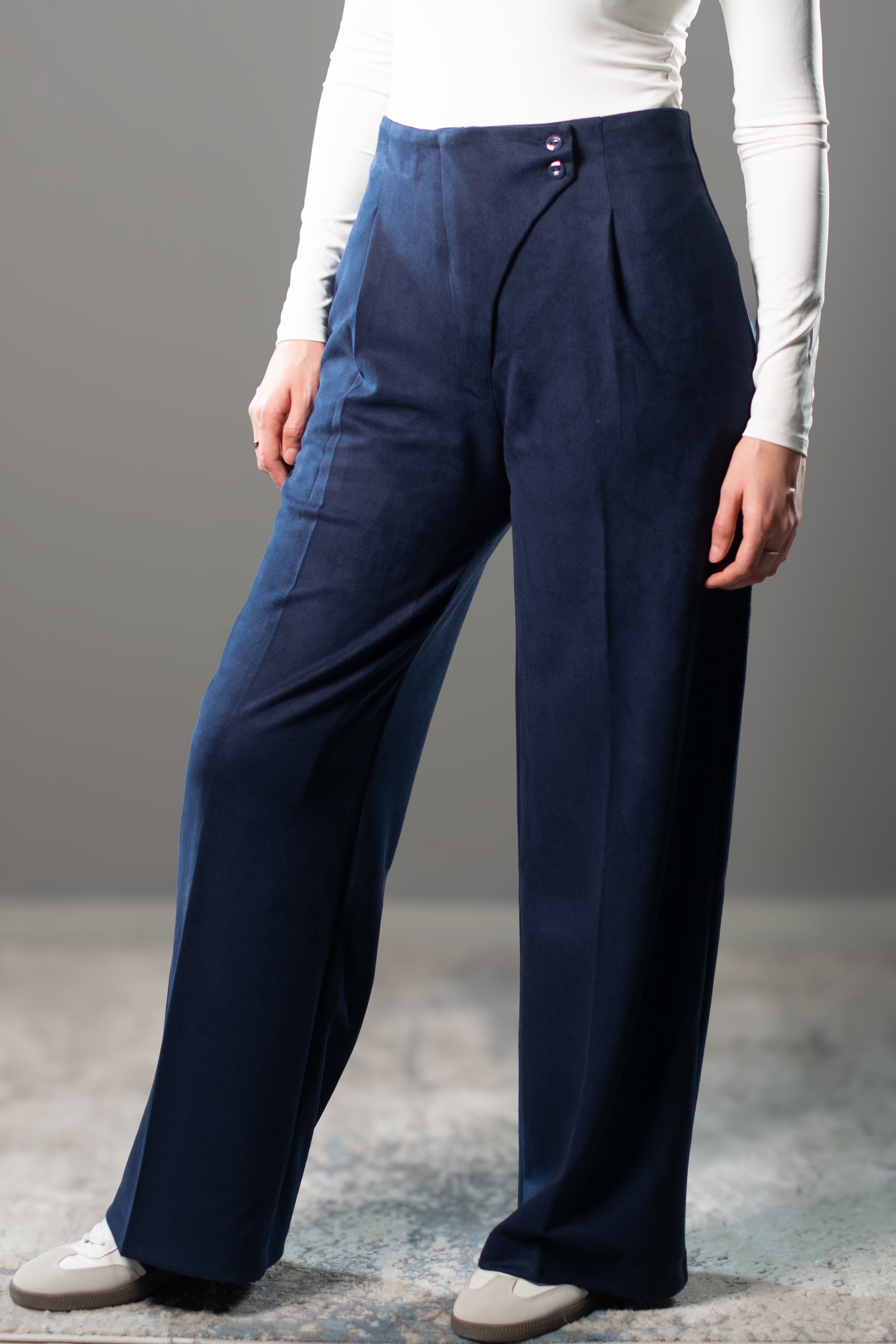 Sculpted Waist Pleated Trousers - Navy