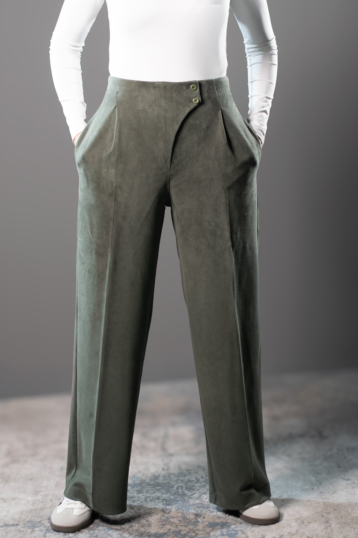 Sculpted Waist Pleated Trousers - Olive