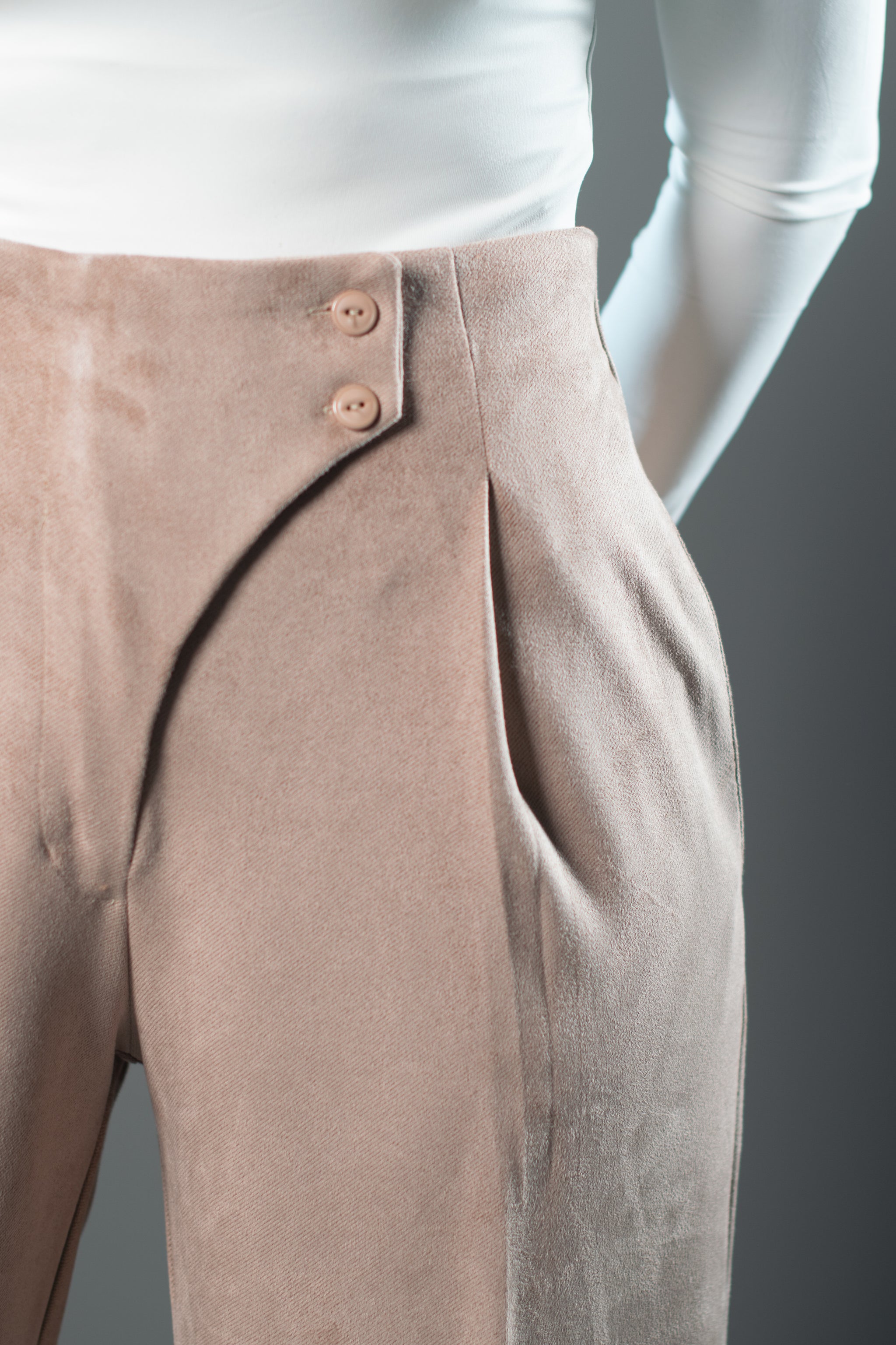 Sculpted Waist Pleated Trousers - Beige
