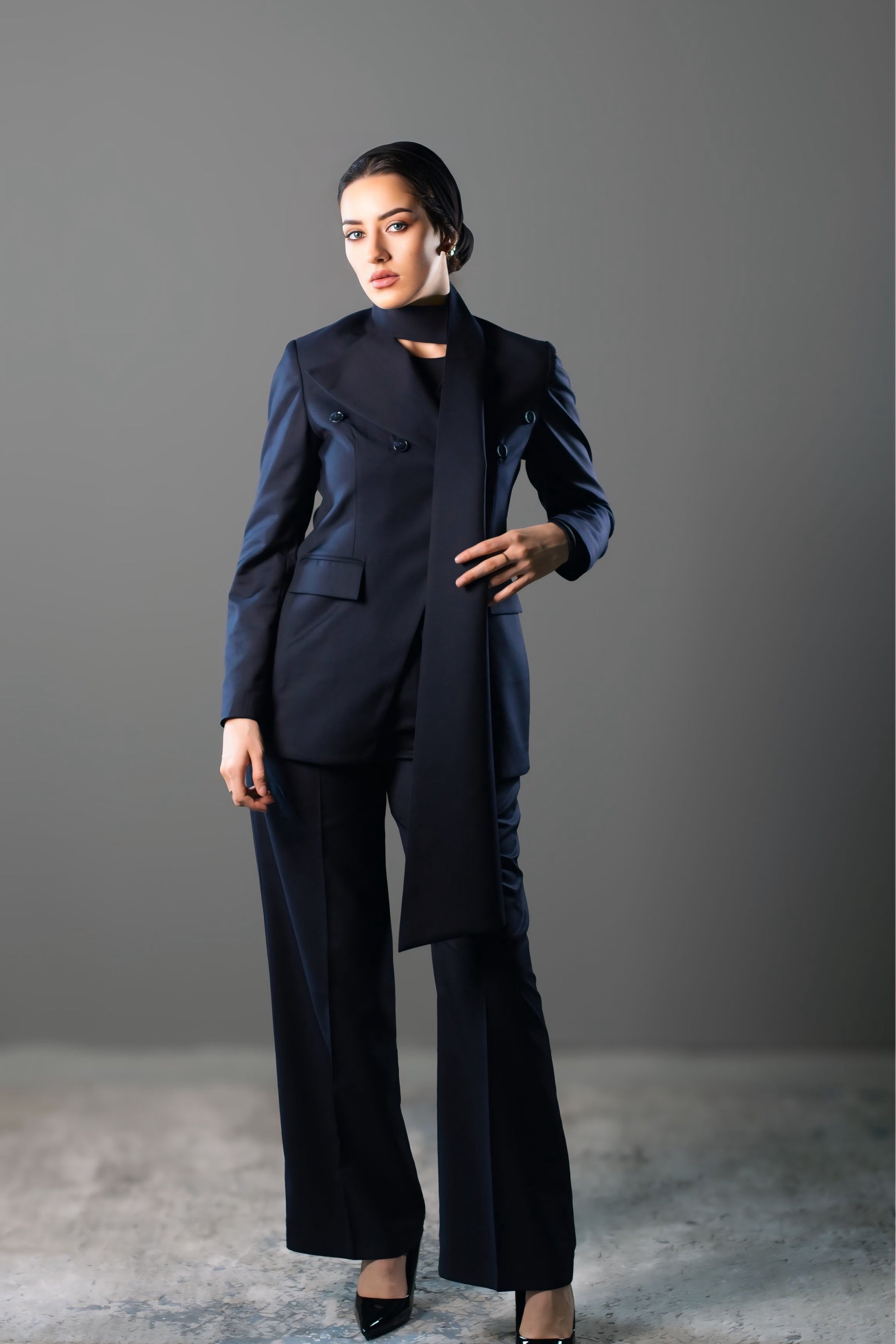 STRUCTURED TWO-PIECE SUIT - Navy